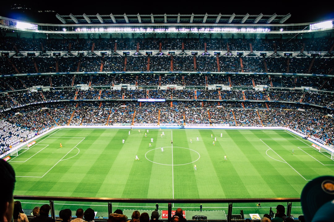 What Every Collector Should Know Before Attending a Sports Card Memorabilia Show