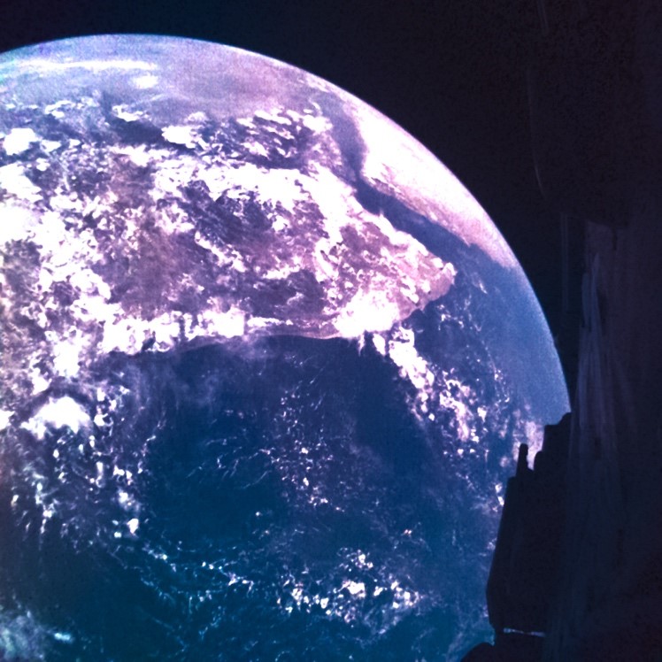 Juice spacecraft views offer clear insights into Earth and Moon