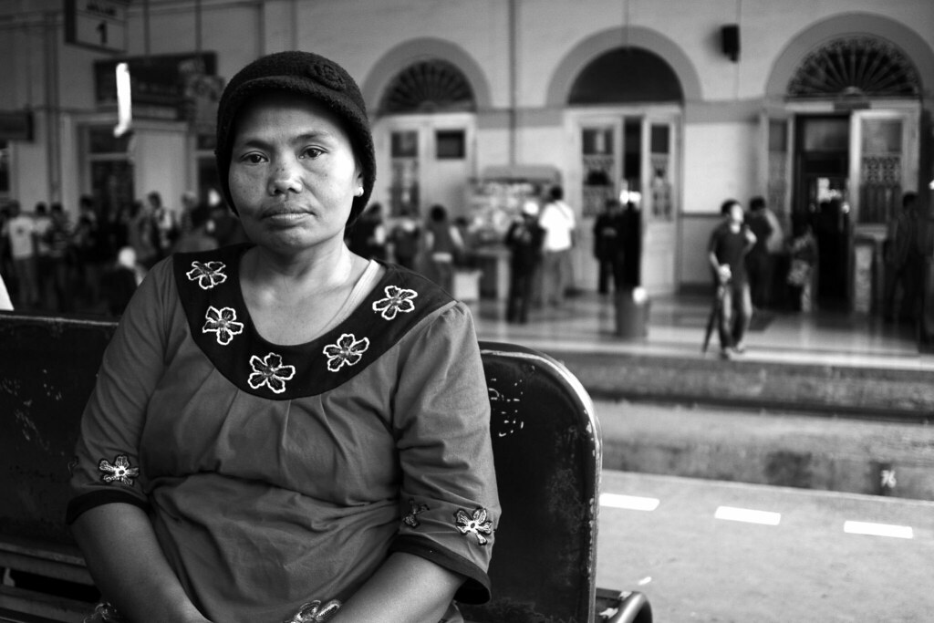 Woman Catches Husband: A Shocking and Real Incident